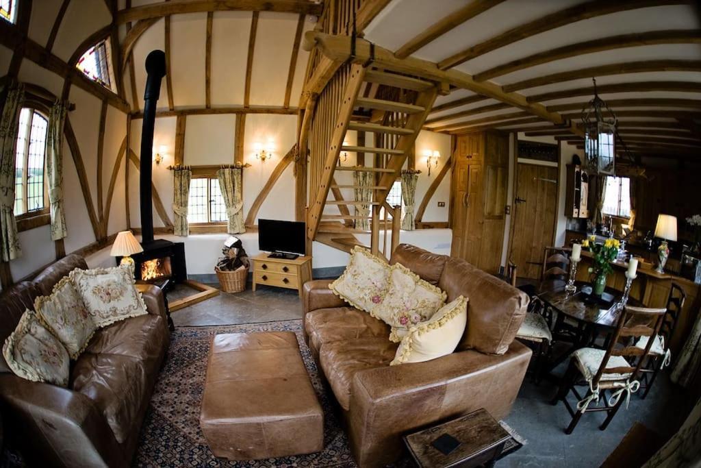 Ebony Cottage Тенбери Экстерьер фото