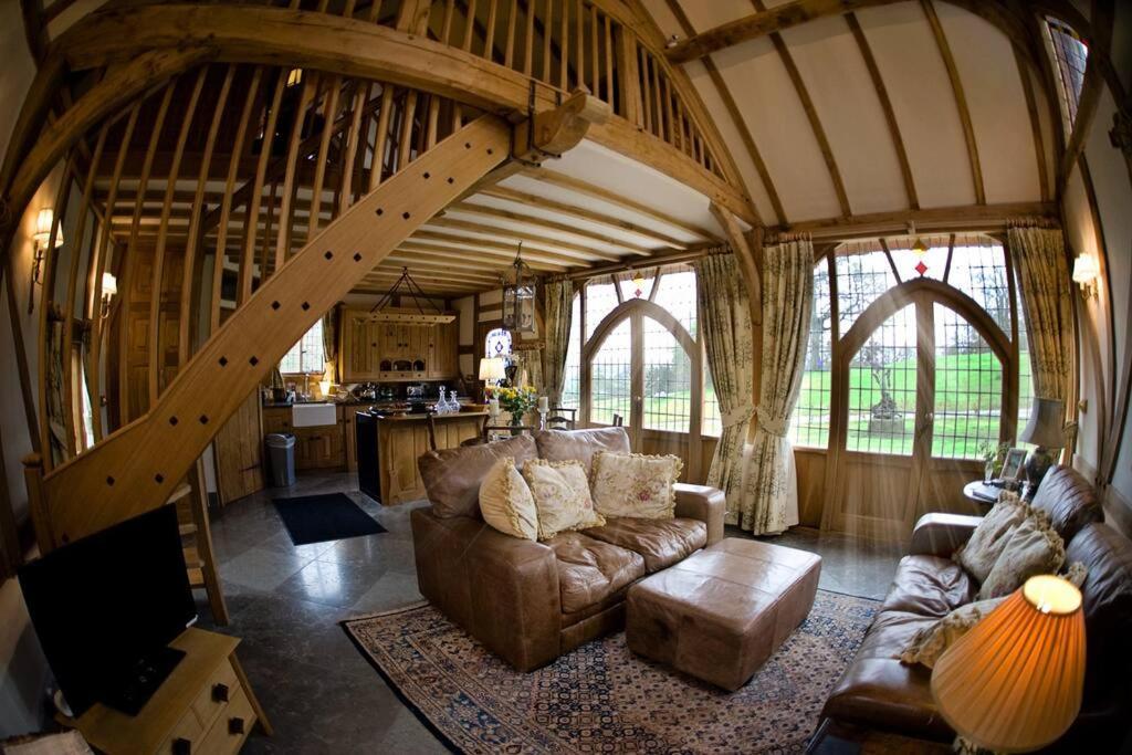 Ebony Cottage Тенбери Экстерьер фото